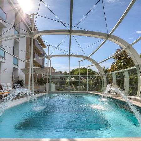 Hotel Boemia Riccione Esterno foto