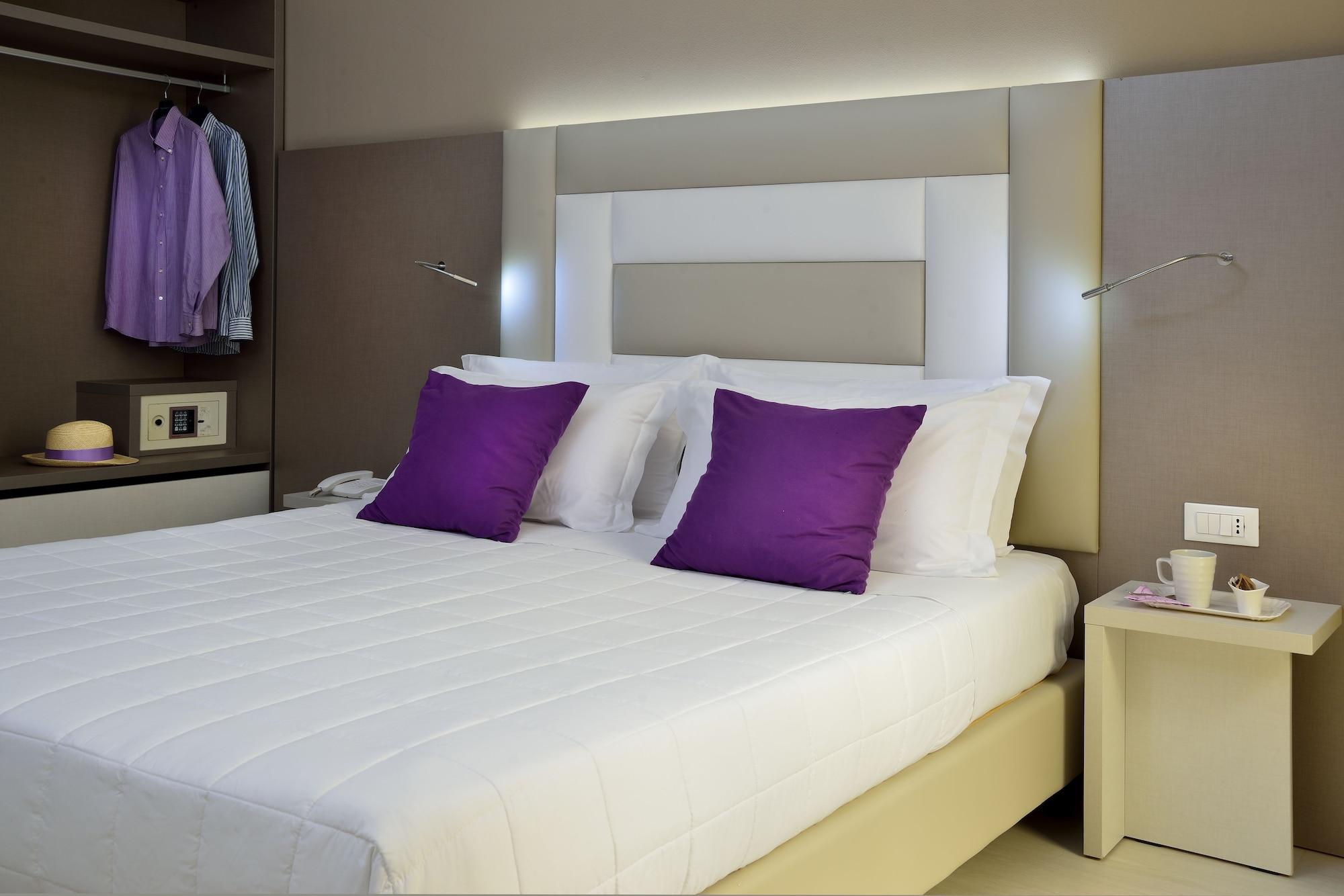 Hotel Boemia Riccione Esterno foto